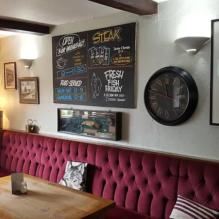 The Rose And Crown-3