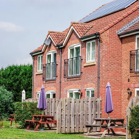 Lakeview Holiday Cottages-2