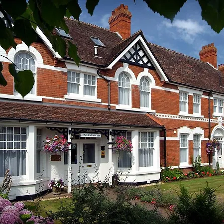 Glendower House-3