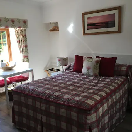 Alderdale B&B-3