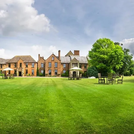 Hatherley Manor Hotel & Spa-3