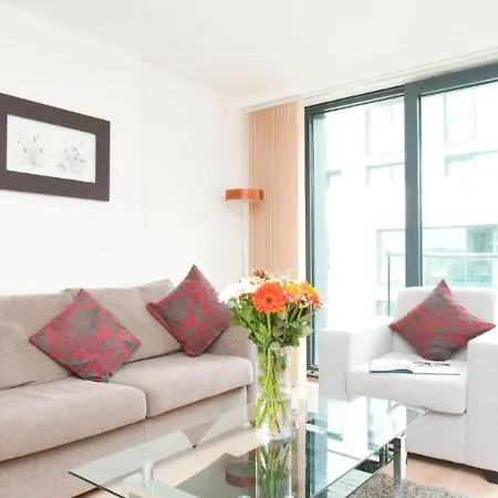 Cleyro Apts Finzels Reach-2