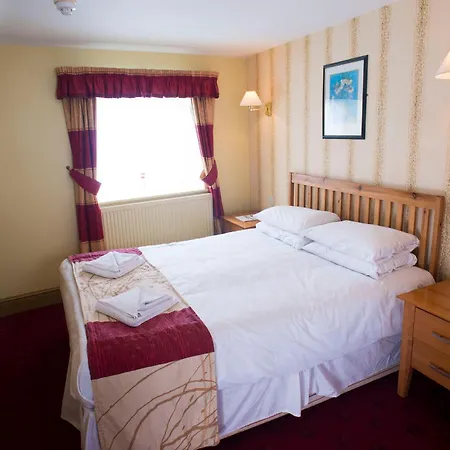 The Highwayman Inn-3