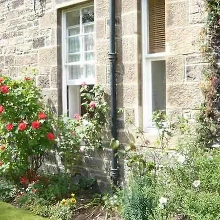 Royal Mile Apartments-3
