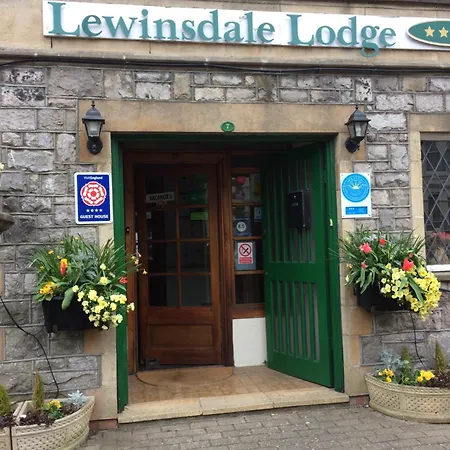 Lewinsdale Lodge-2