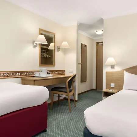 Days Inn By Wyndham Donington-3