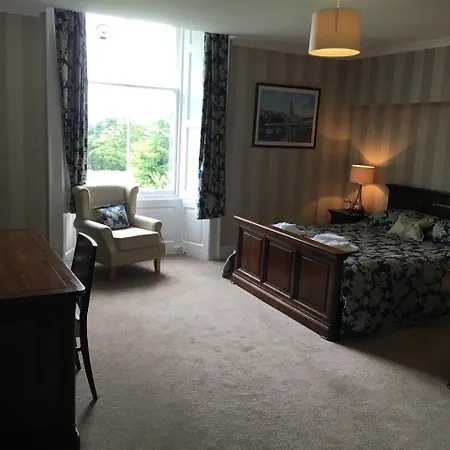 Oswald House-2