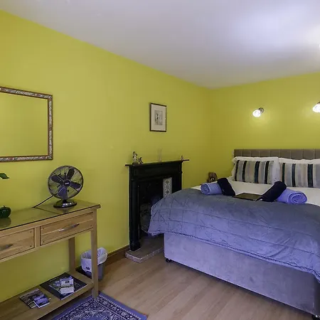 Appletrees B&B-3