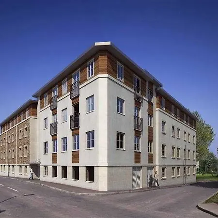 Geometric Serviced Apartments Bristol-3