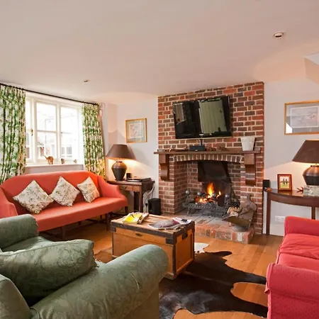 Rookwood Farmhouse B&B-3