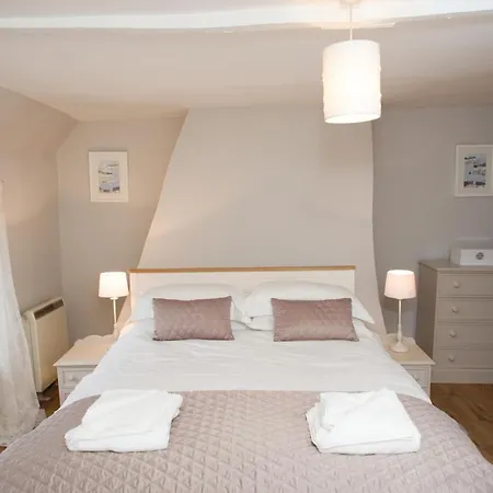 Rutland Water Courtyard Rooms-2