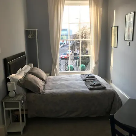 Regency Rooms Guesthouse-2