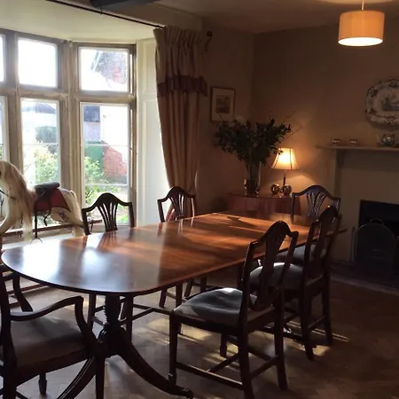 Castle Farm House B&B-2