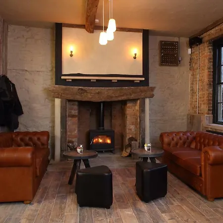 The Crown & Thistle, Abingdon, Oxfordshire - Acorn Pubs-3