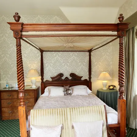 Rylstone Manor-3