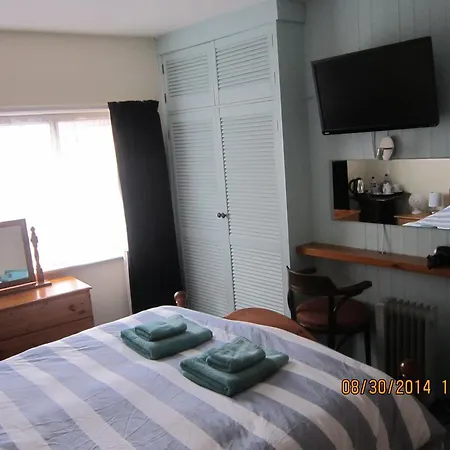 Queen Mary Inn-2