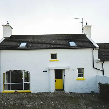 Ballylinney Holiday Cottages-3