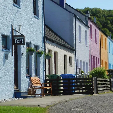 Creag Dubh Bed & Breakfast-3