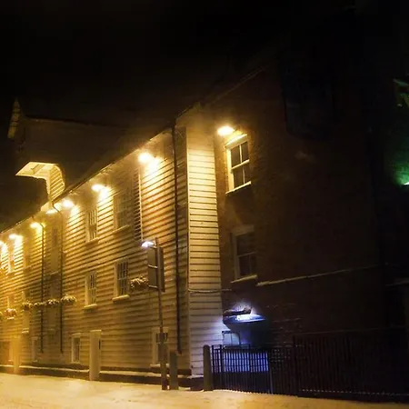 The Riverside Inn-2