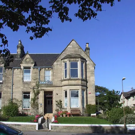 Straven Guesthouse-2