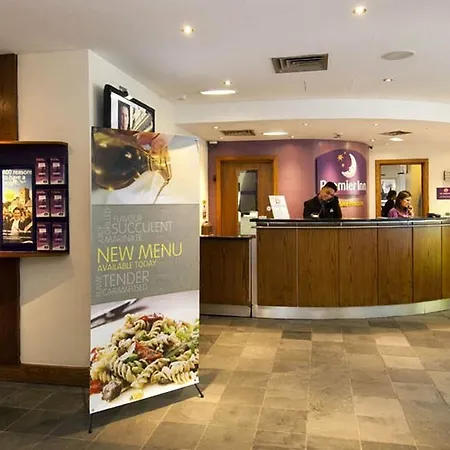 Premier Inn London Wembley Park-3