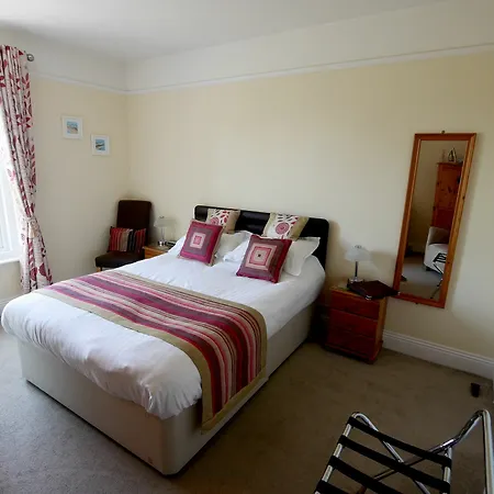 Stour Lodge Guest House-3