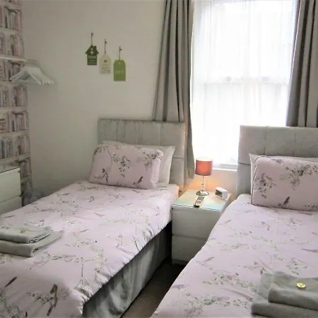 Hermosa Guesthouse-3