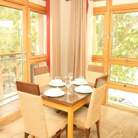 Premier Suites Bristol Cabot Circus-2