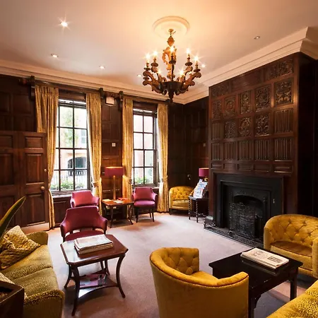 Sir Christopher Wren Hotel-3
