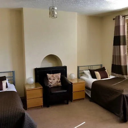 Holly Tree Guest House-2