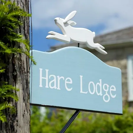 Hare Lodge B&B-3