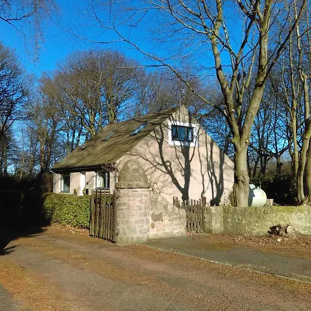 Lowood Cottage-3