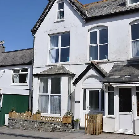 Gordon House B & B-3