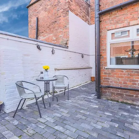 Salisbury Street Guesthouse-3