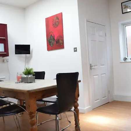 Nottingham City House-2