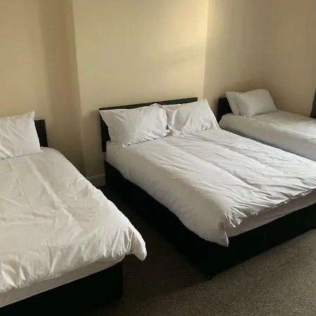 Mayfair Guest House-2