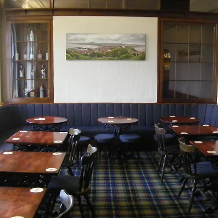 Highlander Hotel-2