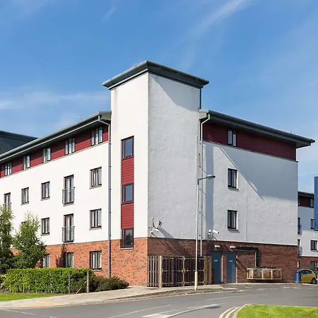 Travelodge Glasgow Braehead Hotel-3