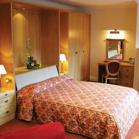 Hunters Lodge Hotel-2