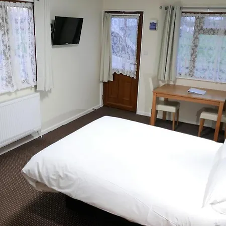 Warrens Village Motel And Self Catering-3