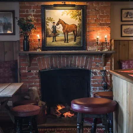 The Horse & Groom Inn-3