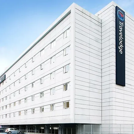 Travelodge London Feltham-2