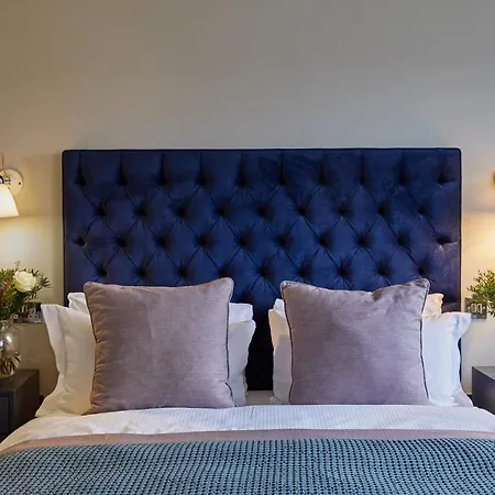 Hertford House-3