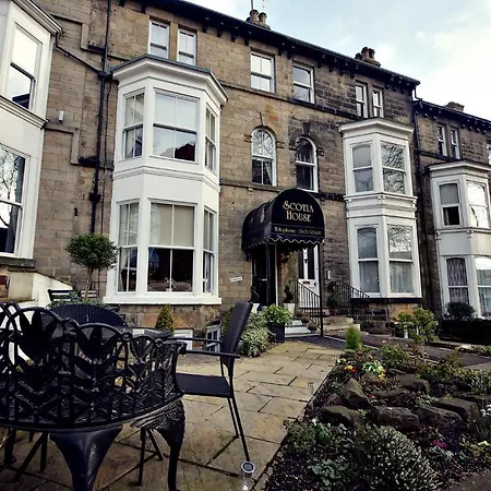 Scotia House - Beautifully Presented Accommodation-3
