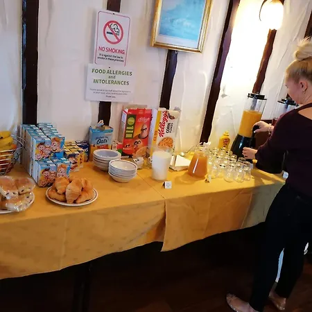 White Lodge Inn-2