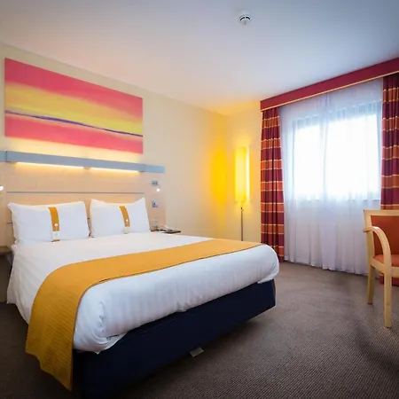Holiday Inn Express Aberdeen - Bridge Of Don-2