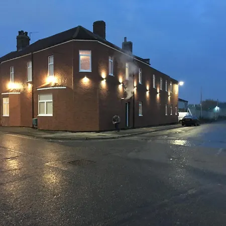 Premier Rooms Teesside-2