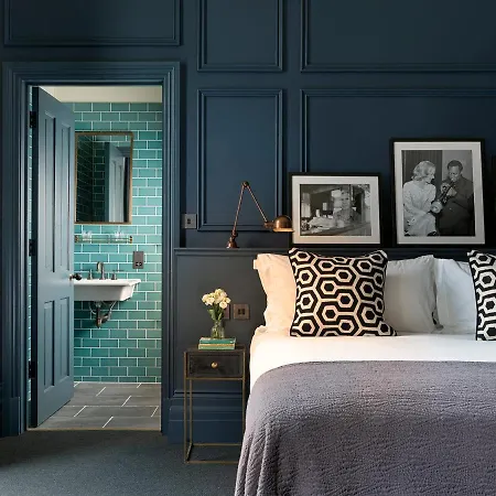 The George-3