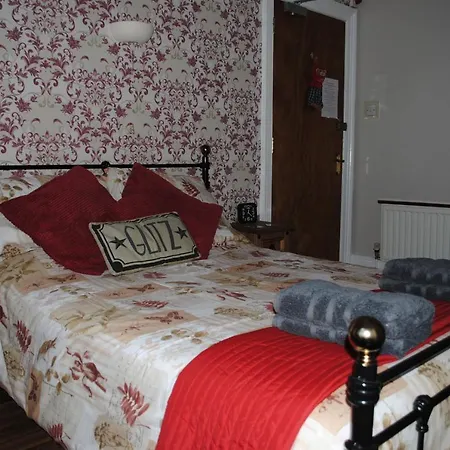 Somerton Guest House-3