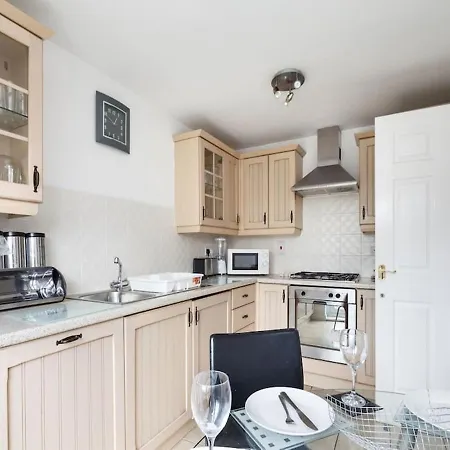 My-Places Abbotsfield Court Townhouse 4-3